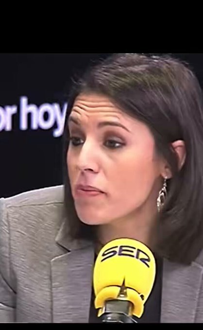 Mujeres que hacen la liana, también en política.
