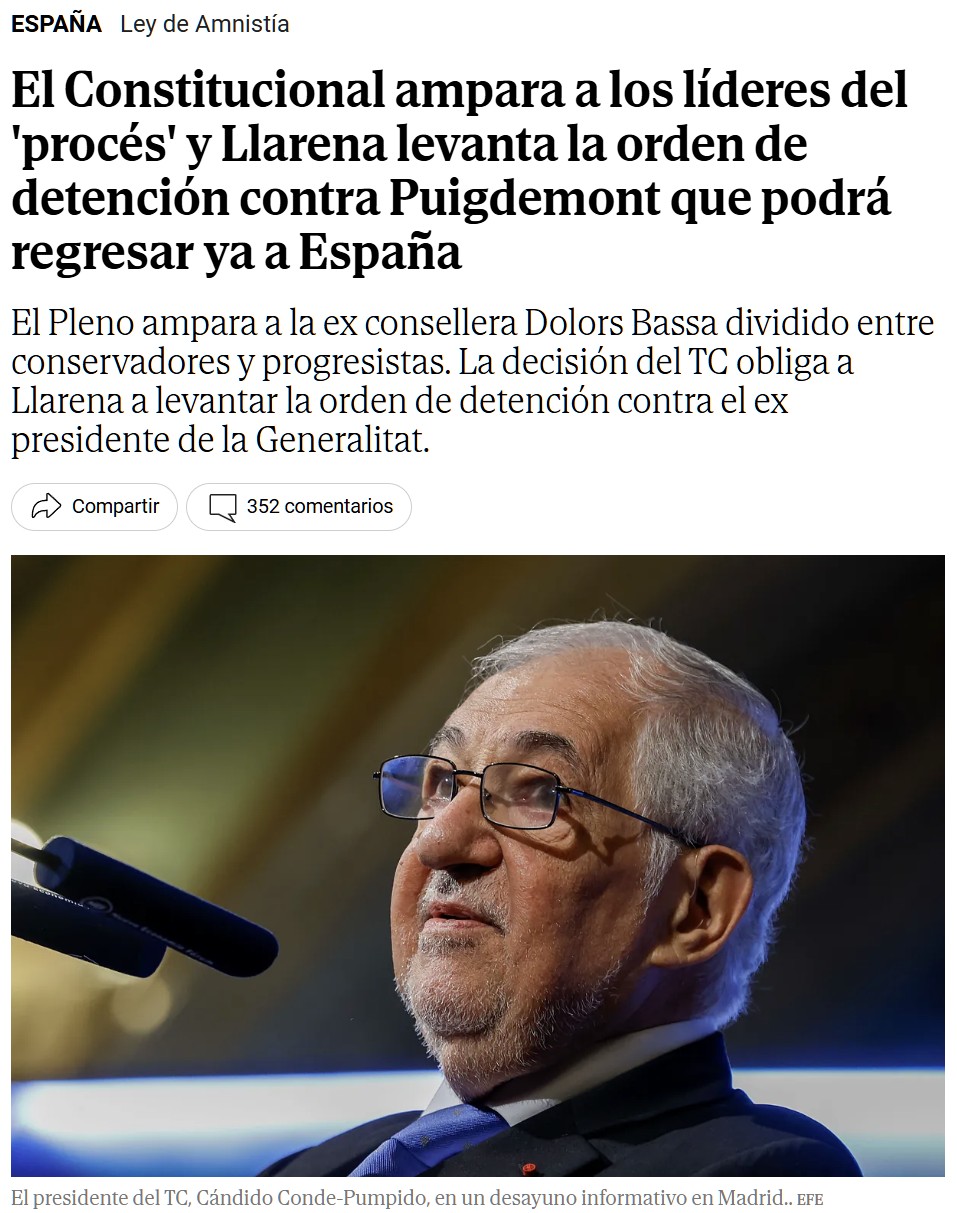 Perro se está cаgаndo dentro para que el que venga detrás se encuentre todo el mojonazo.