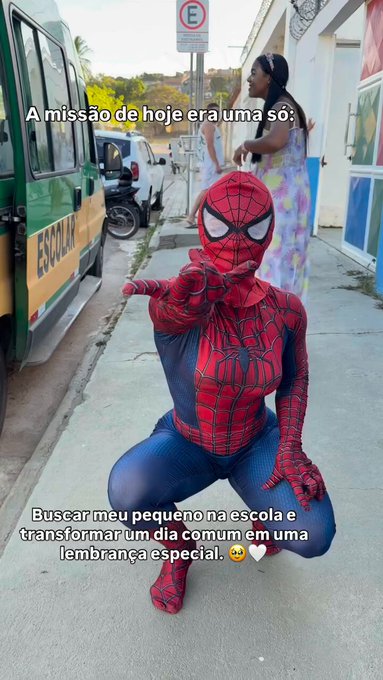 No me suelen gustar las versiones femeninas de los superhéroes, pero esta vez haré una excepción.